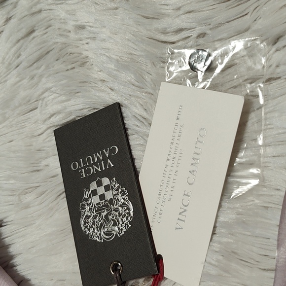 NWT Vince Camuto Womens Shimmery Pink Long Sleeve Tie-Front Button Blouse Sz 2X - Picture 11 of 11